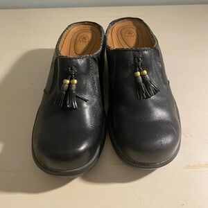 Ariat Mendocino Western Tassel Black Leather Clog